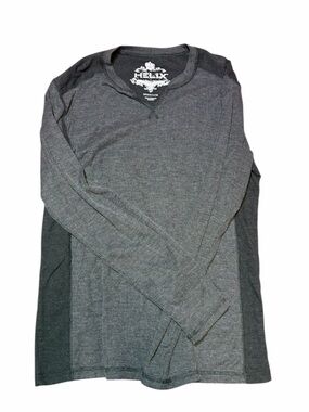 Helix Long-Sleeve Thermal Shirt in Charcoal Gray